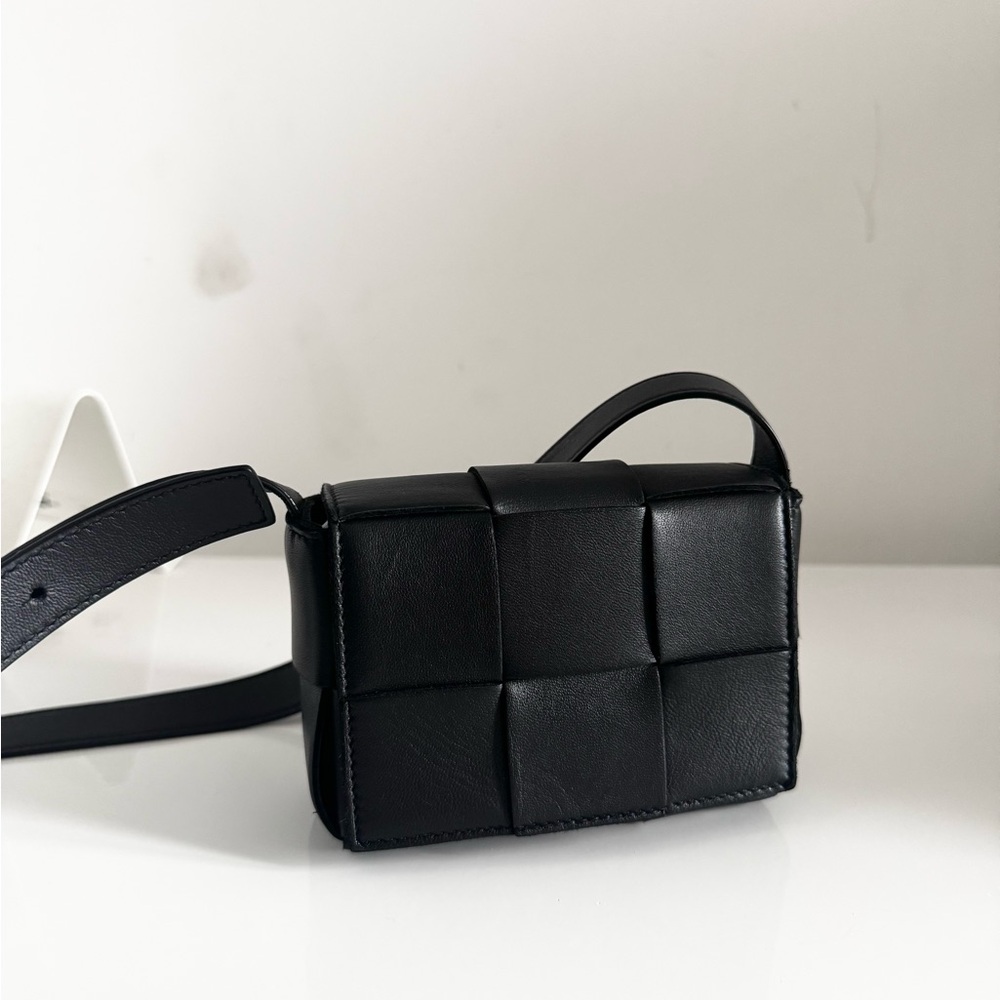 BOTTEGA VENETA
Black Candy Cassette Bag
